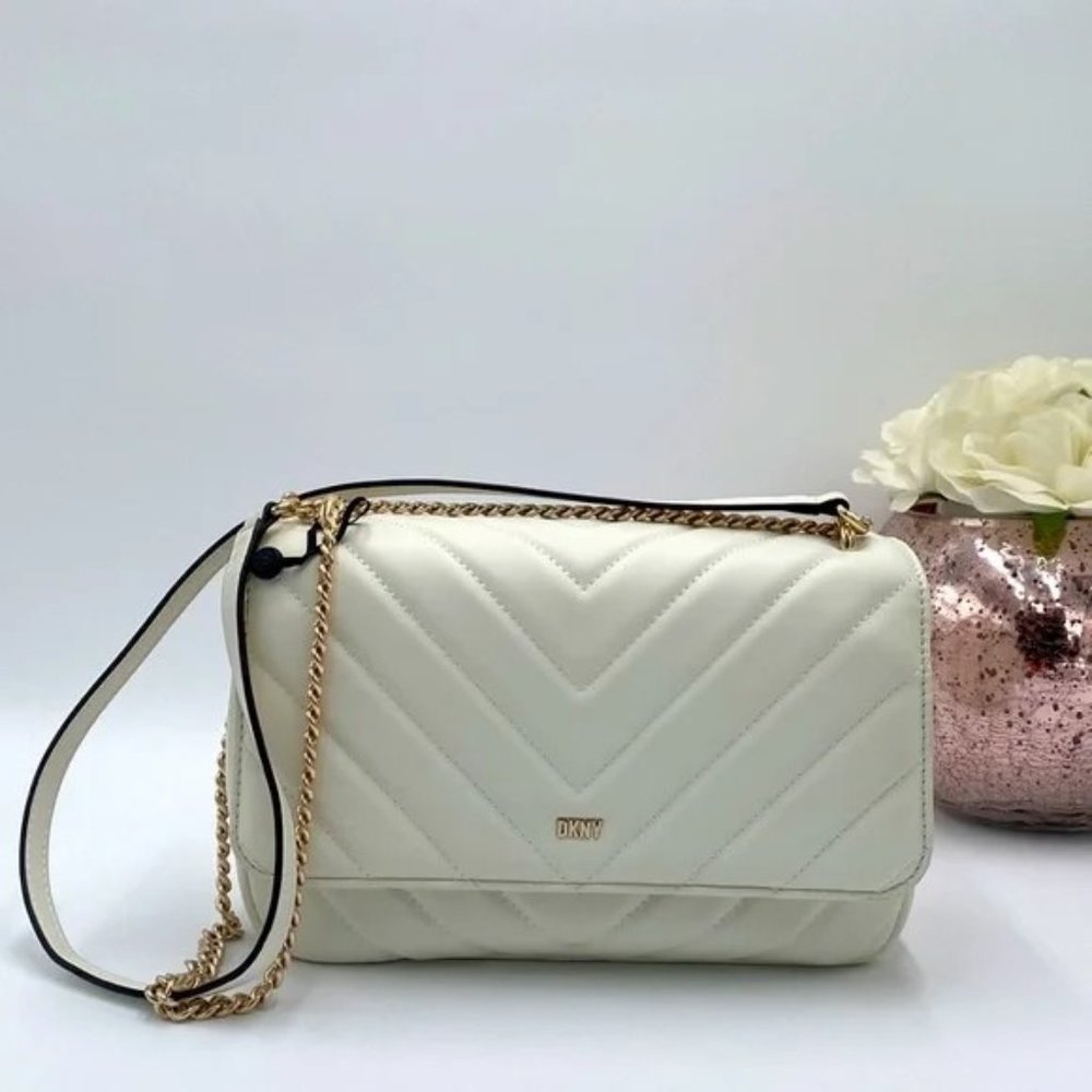 NWT DKNY • Veronica Large Shoulder/Crossbody Bag NWT